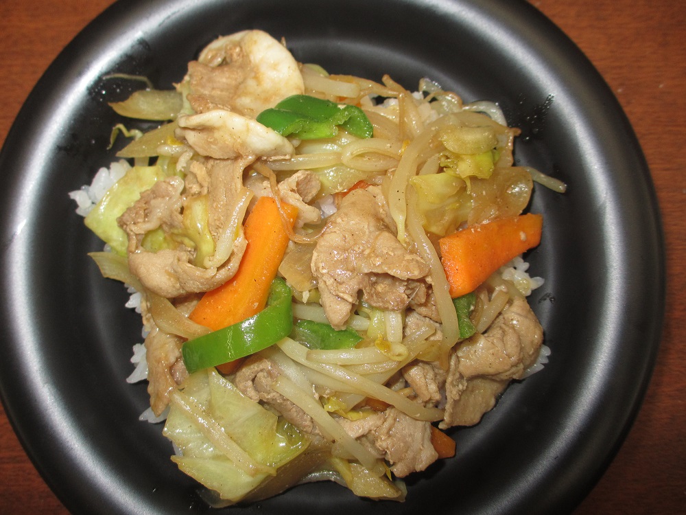 肉野菜炒め丼