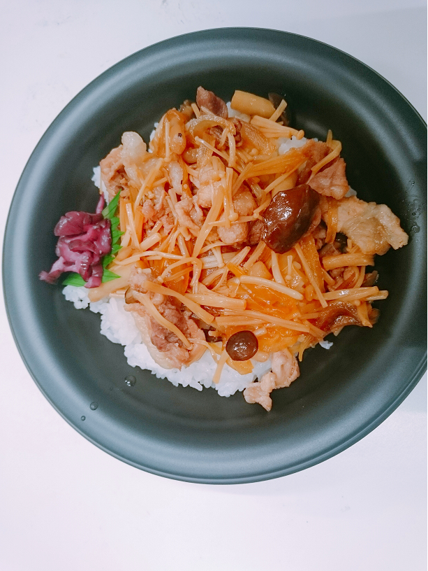 きのこたっぷり豚丼
