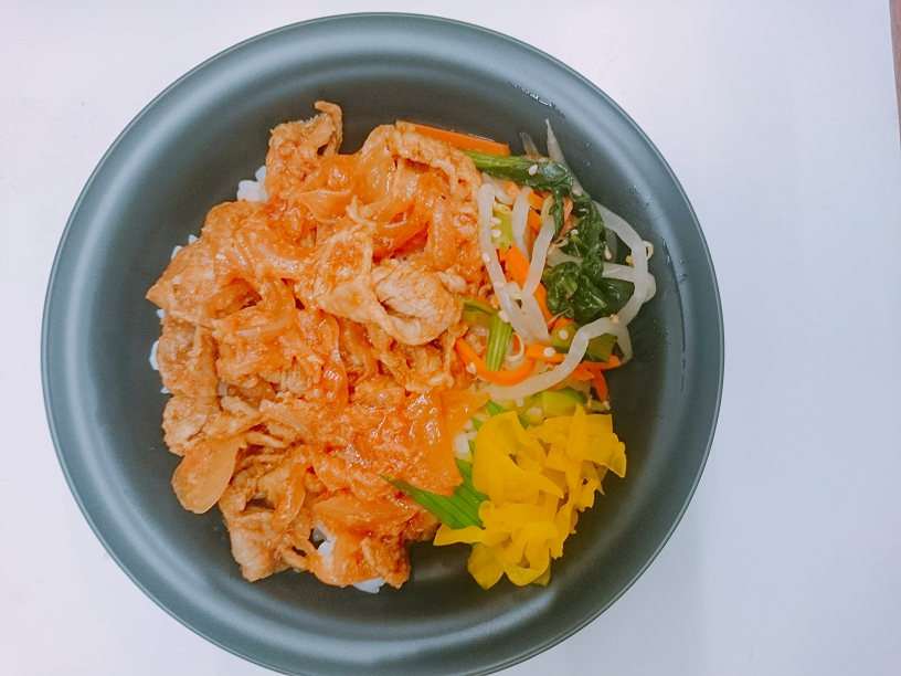 スパイシー焼肉丼