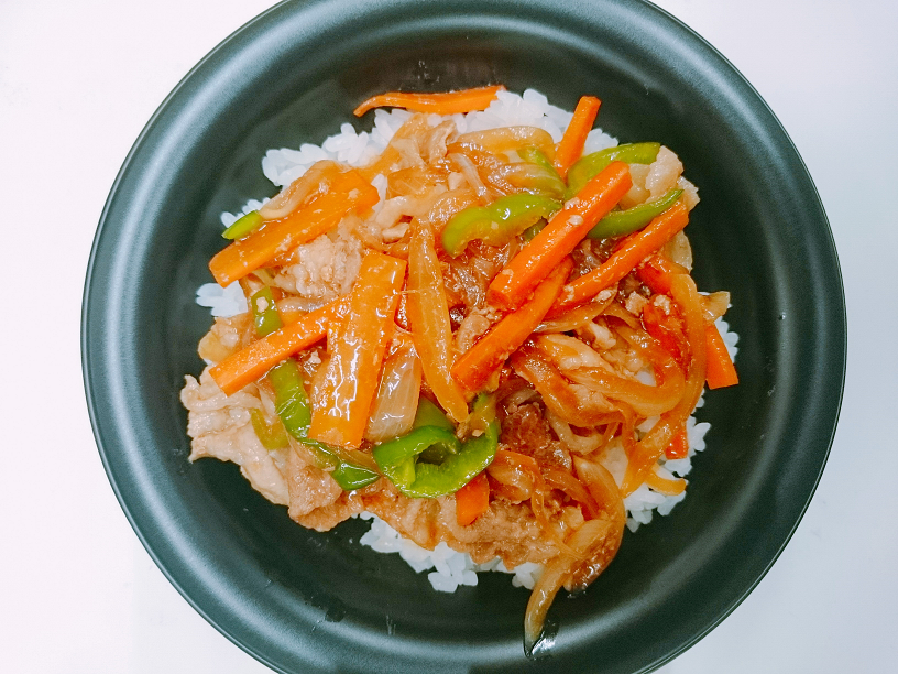 野菜たっぷり焼肉丼