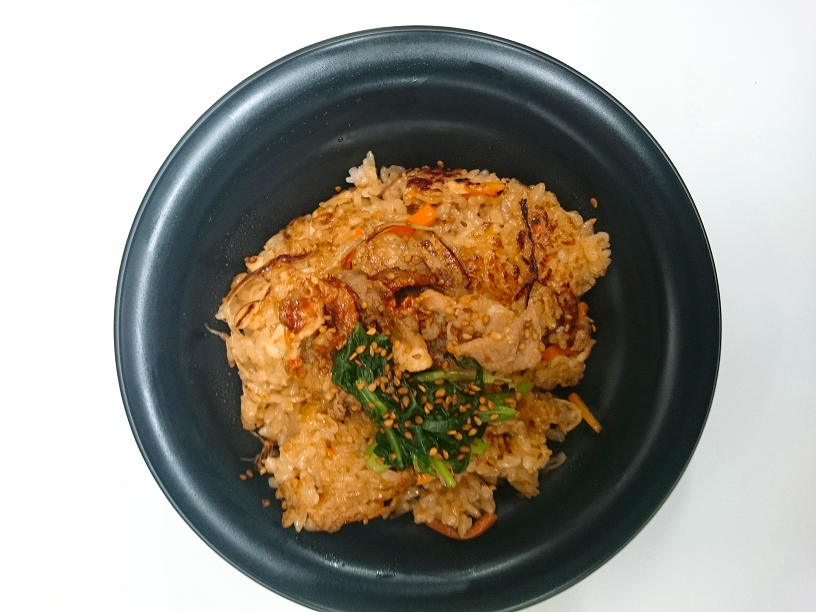 石焼ビビンバ風焼肉丼