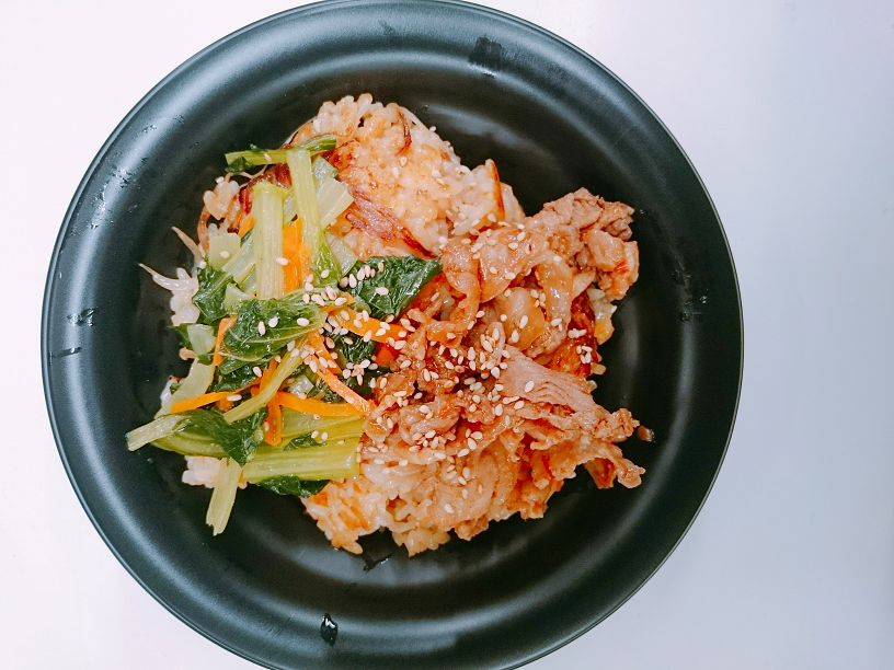 石焼ビビンバ風焼肉丼