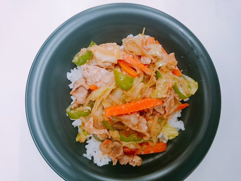 肉野菜炒め丼