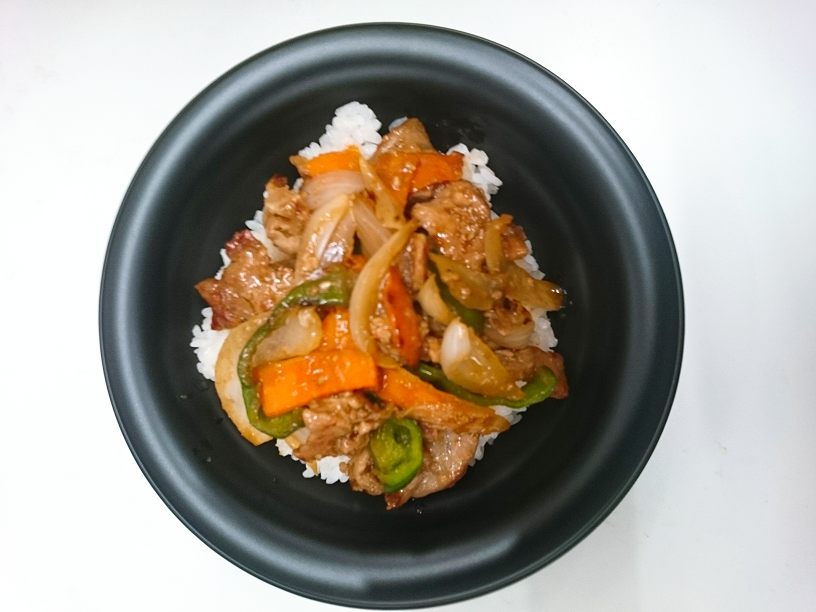 野菜たっぷり焼肉丼